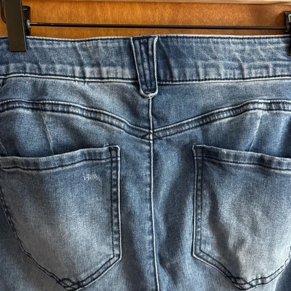 Democracy Ab Solution Blue Booty Lift Straight Leg Jeans Country Western Rodeo - Picture 10 of 14